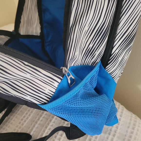 Adidas backpack - Picture 8 of 11